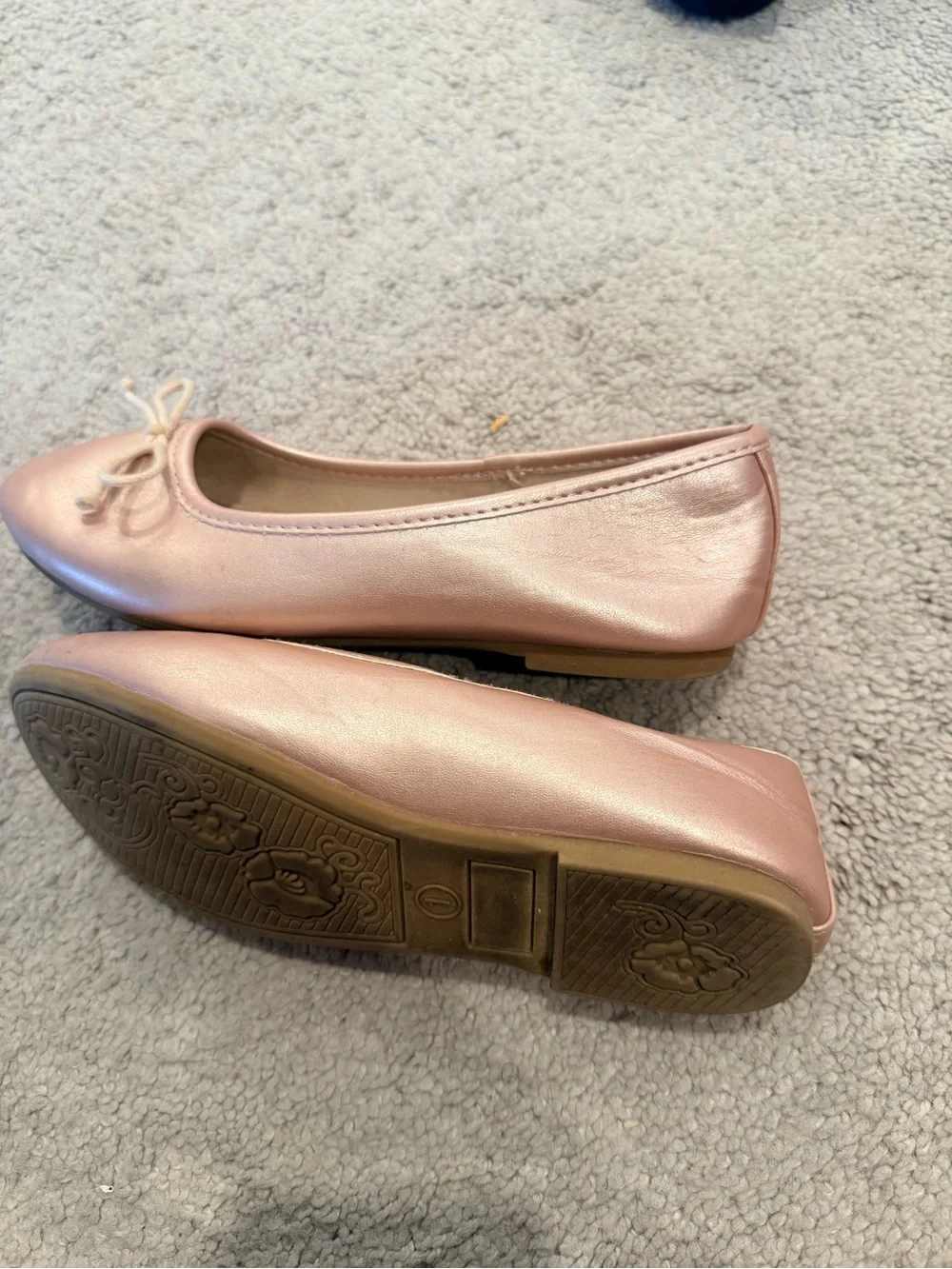 SO Pink Metallic Ballet Flats with Bow Accent
